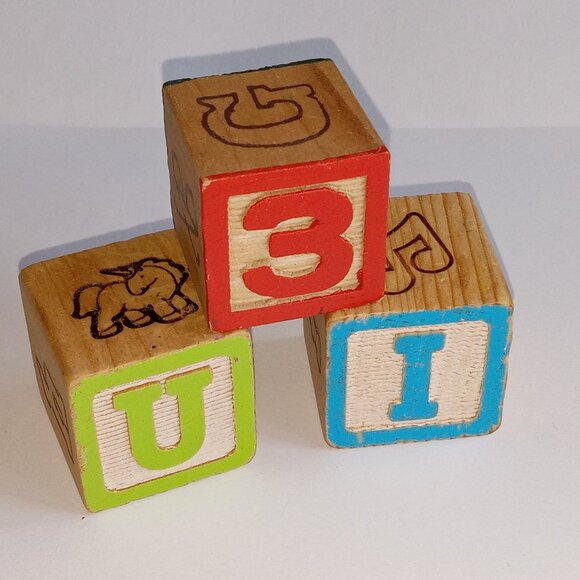 🎯 10 for $12 / 3 Vintage Toy Wooden Baby Play Blocks - Picture 3 of 6